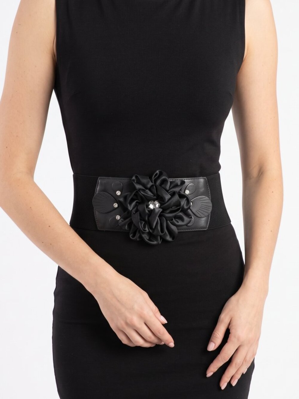 *Black Wide Elastic Rosette Waist Belt with Rhinestones